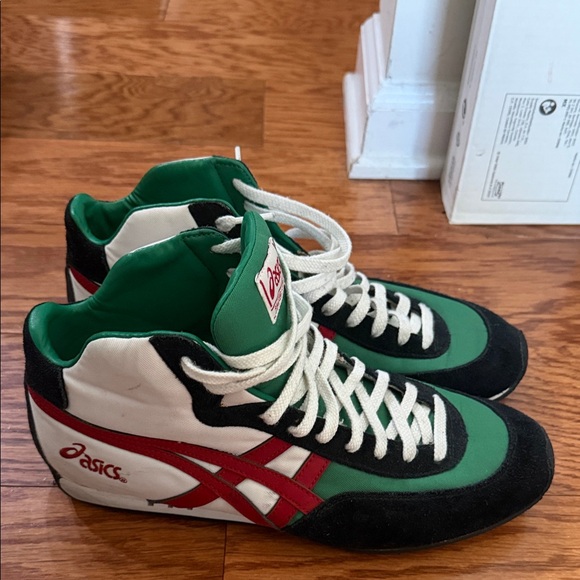 Asics High-Top Sneakers in Green, Red, and Black - Picture 5 of 5